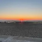 Family Near The Sea Of Appartamento